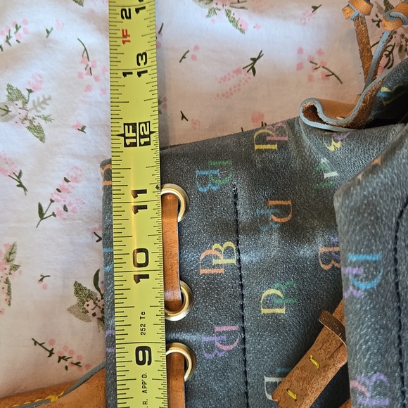 Vintage authentic dooney and bourke bag - Picture 7 of 8